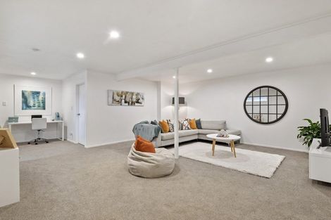 Photo of property in 473 Beach Road, Murrays Bay, Auckland, 0630