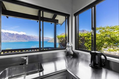 Photo of property in 39a Greenstone Place, Fernhill, Queenstown, 9300