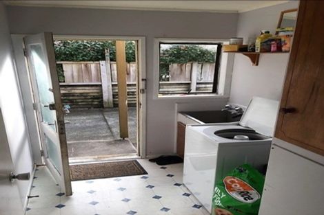 Photo of property in 45 Virgo Place, Glen Eden, Auckland, 0602