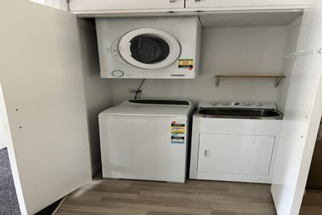 Photo of property in 329 Ohiro Road, Brooklyn, Wellington, 6021