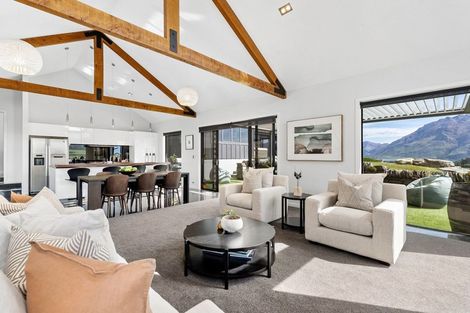 Photo of property in 5 Afton Lane, Jacks Point, Queenstown, 9371