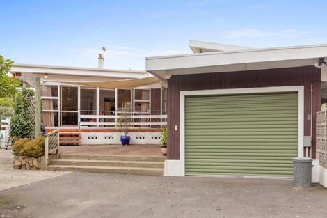 Photo of property in 8 Whites Line West, Woburn, Lower Hutt, 5010