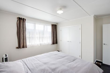 Photo of property in 8 Curling Crescent, Onekawa, Napier, 4110