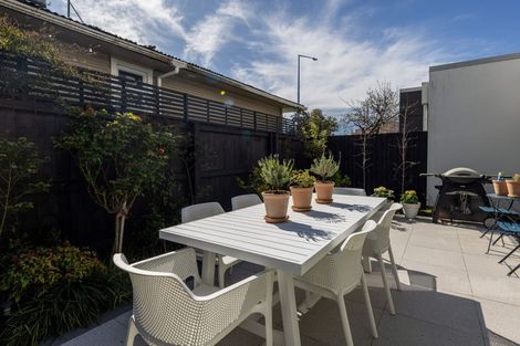 Photo of property in 2/670 Ferry Road, Woolston, Christchurch, 8023