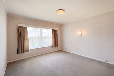 Photo of property in 2/17 Saltburn Road, Milford, Auckland, 0620