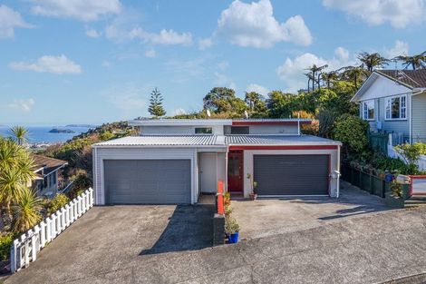 Photo of property in 23b Eastview Grove, Normandale, Lower Hutt, 5010
