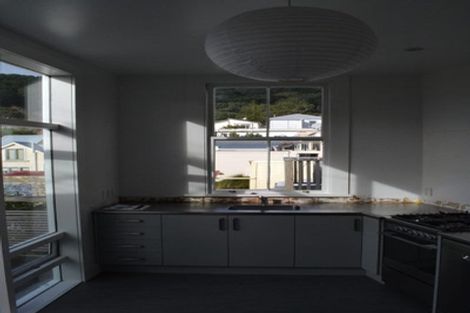 Photo of property in 29 Queen Street, Mount Victoria, Wellington, 6011