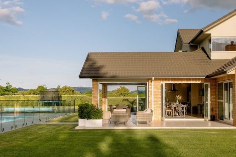 Photo of property in 144 Grasslands Drive, Cambridge, 3493