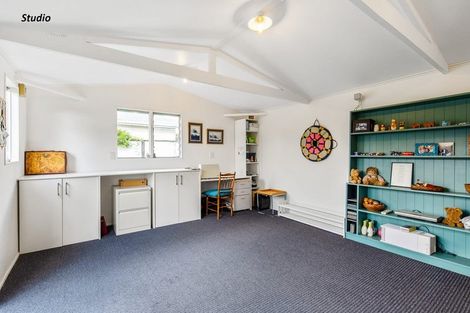 Photo of property in 41a-b Andrew Street, Waikanae, 5036