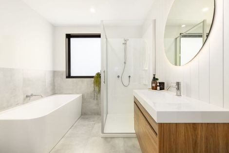 Photo of property in 35 Titoki Road, Waikanae Beach, 5036