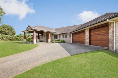 Photo of property in 1 Glencairn Place, Buckland, Pukekohe, 2677