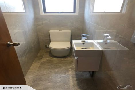 Photo of property in 27 Marina View Drive, West Harbour, Auckland, 0618