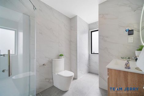 Photo of property in 5 Te Kaapia Road, Papakura, 2110