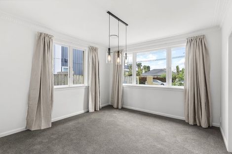 Photo of property in 21 Lomond Street, Takapuna, Auckland, 0622