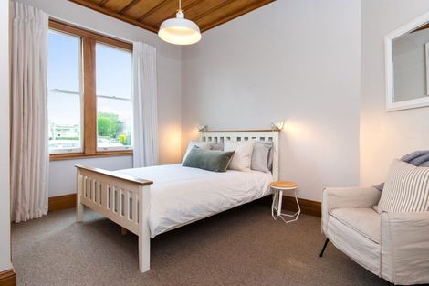 Photo of property in 6 Neeve Road, Taradale, Napier, 4112