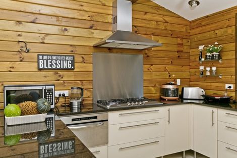 Photo of property in 32 Hobson Road, Lucas Heights, Auckland, 0632