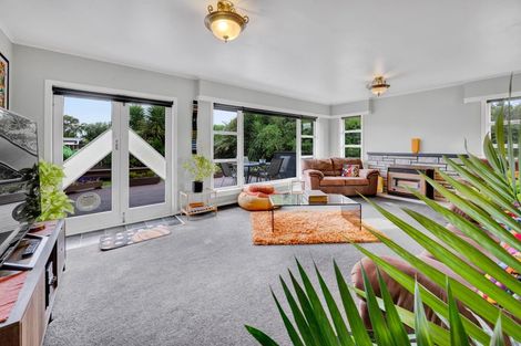 Photo of property in 8 Wera Street, Hawera, 4610