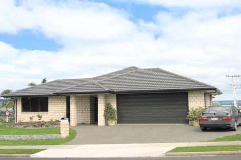 Photo of property in 1 La Sendero Way, Bethlehem, Tauranga, 3110