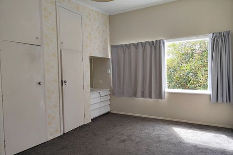 Photo of property in 16a Donald Crescent, Karori, Wellington, 6012