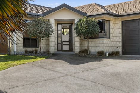 Photo of property in 18 Rosella Drive, Welcome Bay, Tauranga, 3112