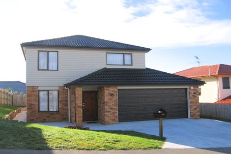 Photo of property in 3a Andover Way, Goodwood Heights, Auckland, 2105