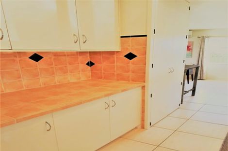 Photo of property in 36 Whitby Avenue, Whitianga, 3510