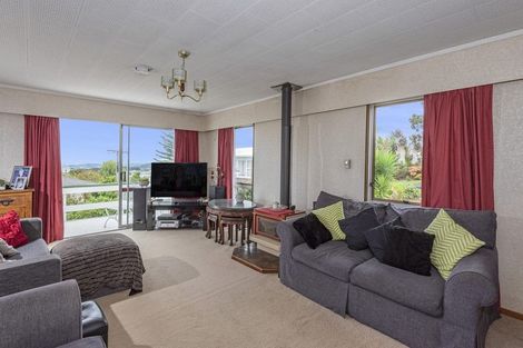 Photo of property in 13 Ascot Avenue, Te Kamo, Whangarei, 0112