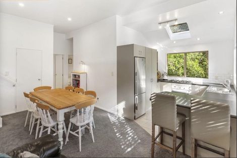 Photo of property in 1/114 Seaview Road, Glenfield, Auckland, 0629