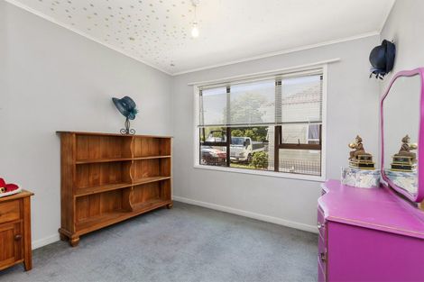 Photo of property in 16 Tawai Street, Trentham, Upper Hutt, 5018