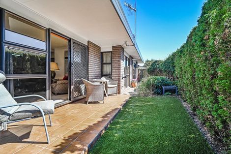 Photo of property in 1/703 Charles Street, Raureka, Hastings, 4120