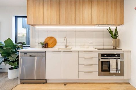 Photo of property in 1/24 Fitzherbert Road, Wainuiomata, Lower Hutt, 5014