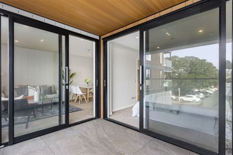 Photo of property in The Victor, 109/4 Bute Road, Browns Bay, Auckland, 0630