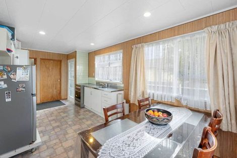 Photo of property in 444 Roscommon Road, Clendon Park, Auckland, 2103