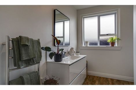 Photo of property in 61 Avenue Road, West End, Timaru, 7910