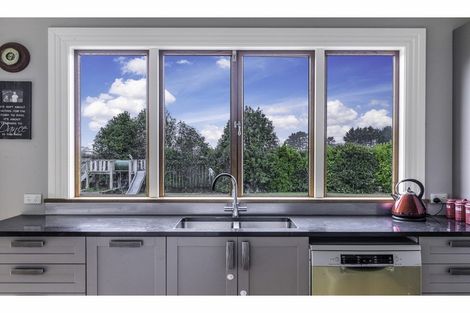 Photo of property in 3 Mckellar Road, Seaward Bush, Invercargill, 9871