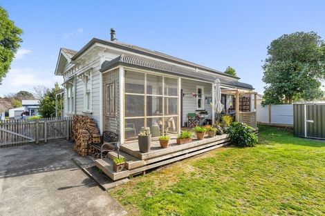 Photo of property in 12 Hurworth Place, College Estate, Whanganui, 4500
