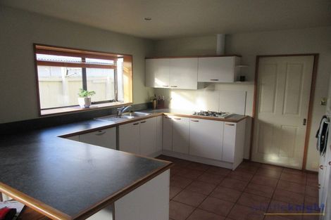 Photo of property in 122a Maidstone Road, Ilam, Christchurch, 8041