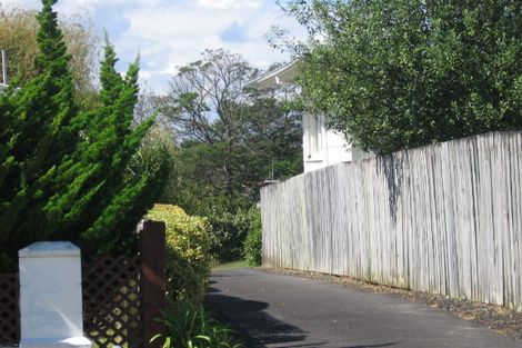 Photo of property in 3/17 Queen Mary Avenue, New Lynn, Auckland, 0600