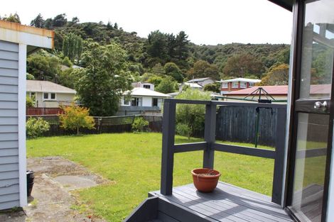 Photo of property in 63 Stokes Valley Road, Stokes Valley, Lower Hutt, 5019