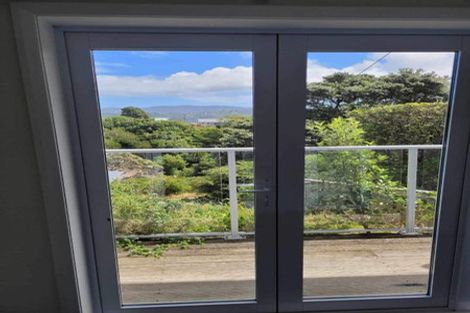 Photo of property in 19 Sidlaw Street, Strathmore Park, Wellington, 6022