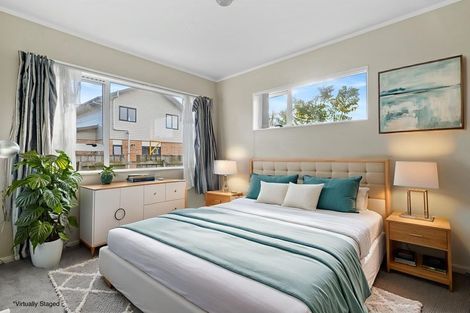 Photo of property in 49 Dungarvon Place, Clendon Park, Auckland, 2103