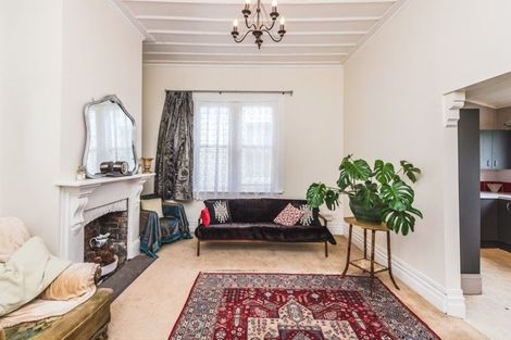 Photo of property in 17 Kelvin Street, Aramoho, Whanganui, 4500