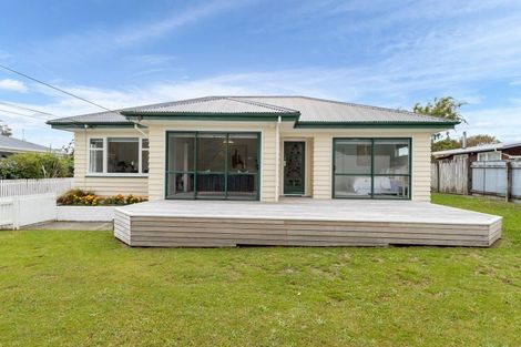 Photo of property in 19 Field Street, Silverstream, Upper Hutt, 5019