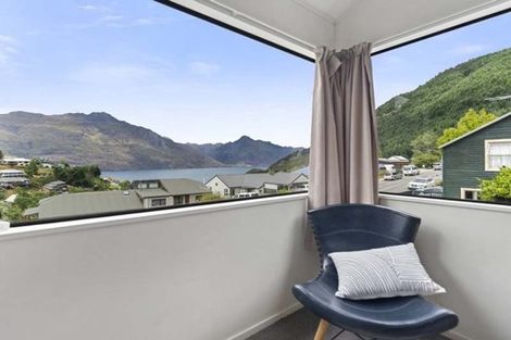 Photo of property in 9a Dart Place, Fernhill, Queenstown, 9300