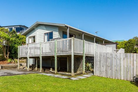 Photo of property in 21 Doncaster Terrace, Ascot Park, Porirua, 5024