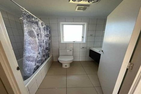 Photo of property in 130 Cascades Road, Pakuranga Heights, Auckland, 2010