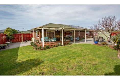 Photo of property in 23 Giles Place, Shirley, Christchurch, 8061