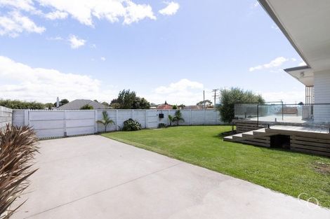 Photo of property in 16 Mansels Road, Greerton, Tauranga, 3112