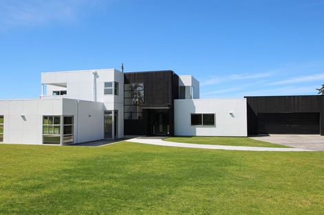 Photo of property in 231 Awamoa Road, Awamoa, Oamaru, 9492