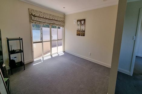 Photo of property in 25a Sycamore Drive, Sunnynook, Auckland, 0620